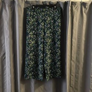 Loft Outlet lined crop pants size L